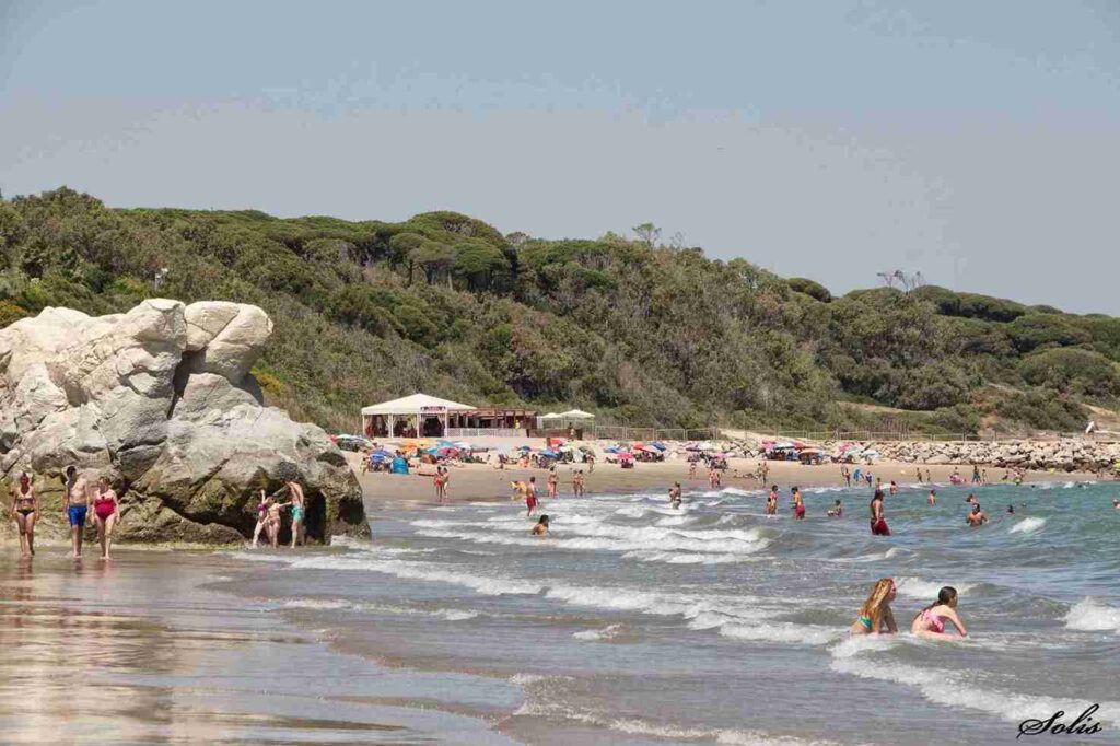 Fotografía de playa de los Galeones de Rota